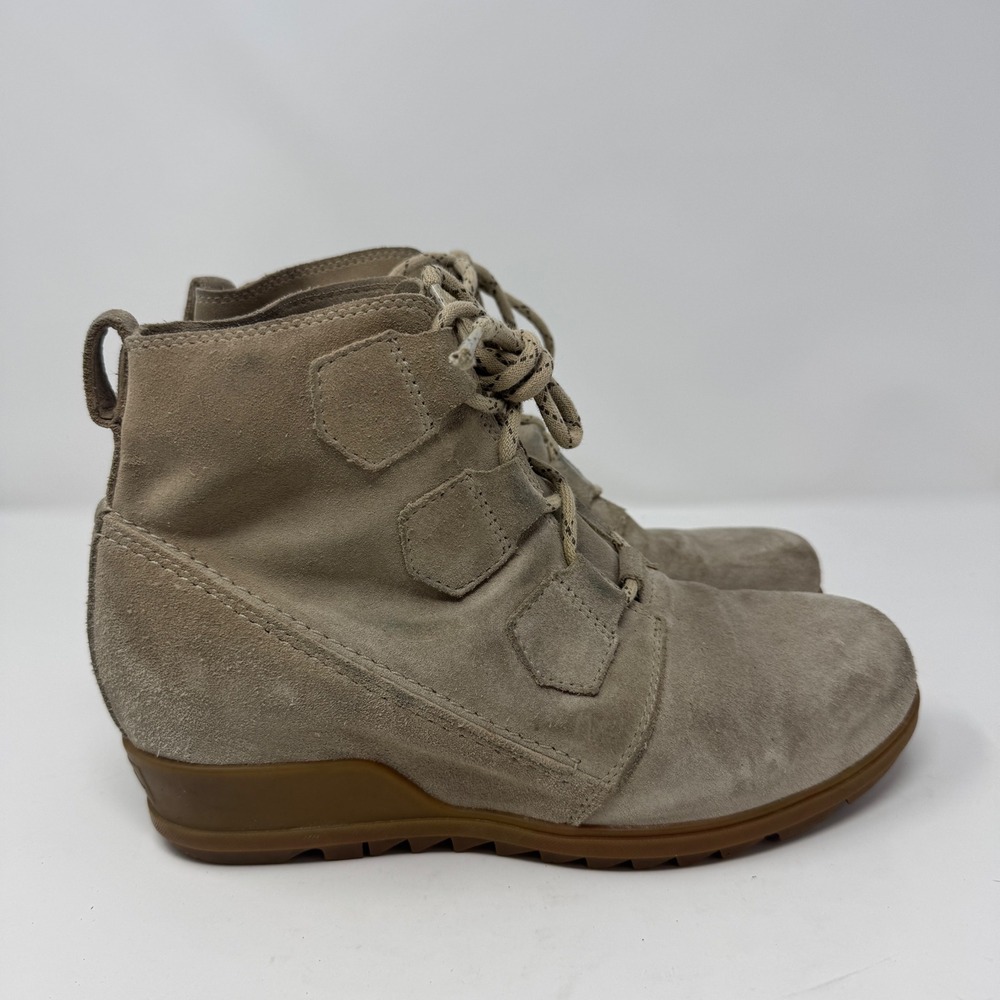 Sorel Women's Evie‎ Beige Suede Lace Up Wedge Ankle Boots Size 9